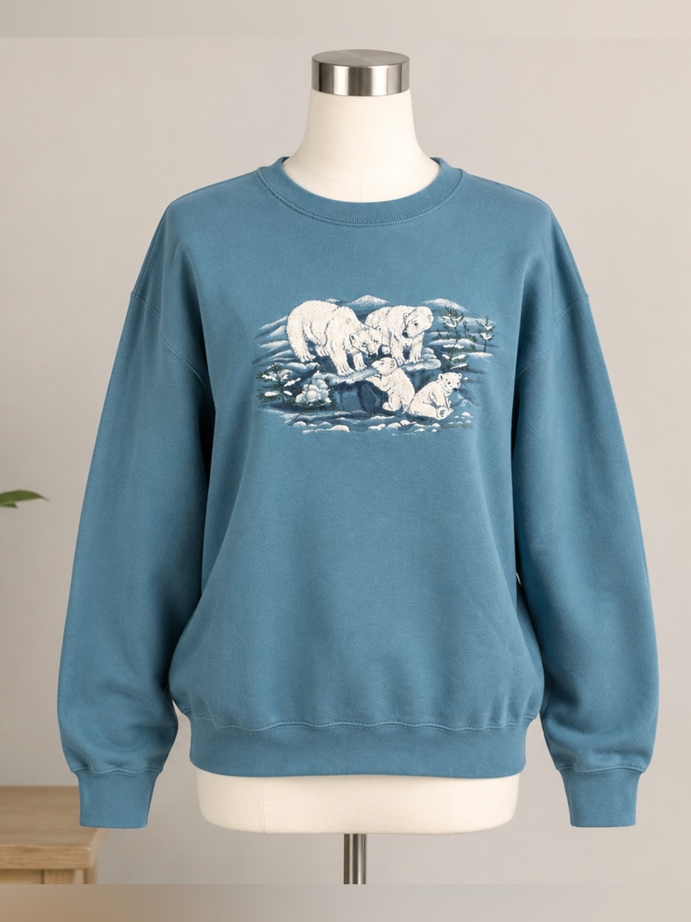 Northern Reflections Polar Bear Family Sweatshirt Blue Women's M Cottagecore